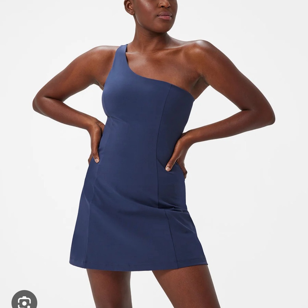 Outdoor voices tennis dress!